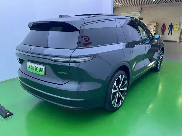 Nio ES8 — Фото автомобиля 17