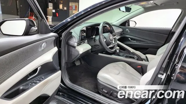 Hyundai AVANTE Avante (CN7) — Фото автомобиля 11