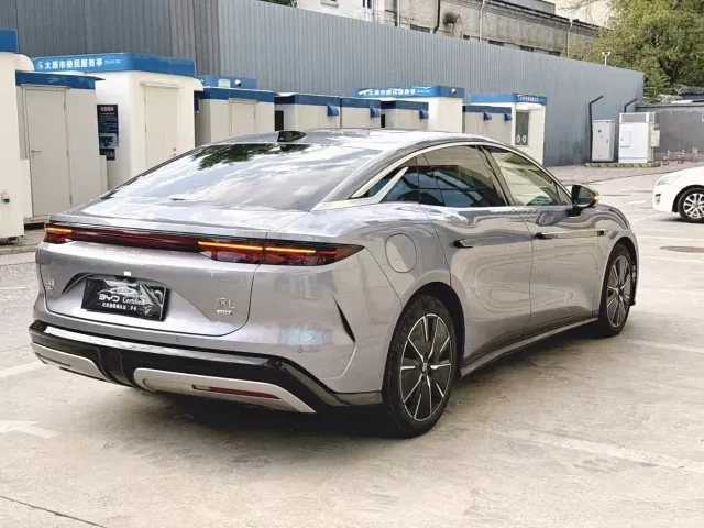 BYD Han L — Фото автомобиля 12