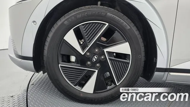 Hyundai Ioniq5 — Фото автомобиля 5