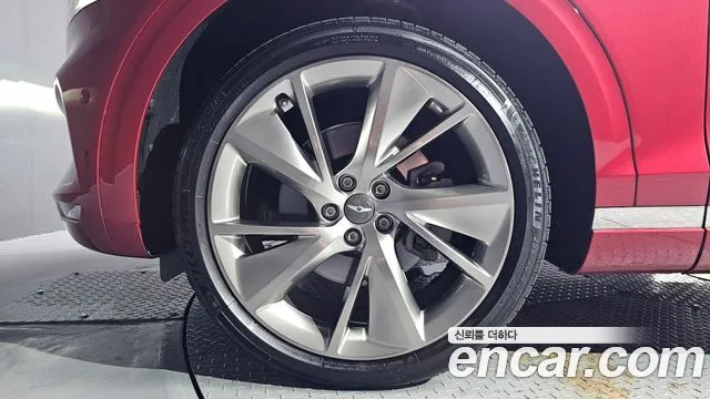 Genesis GV70 2.5T Бензин AWD — Фото автомобиля 5