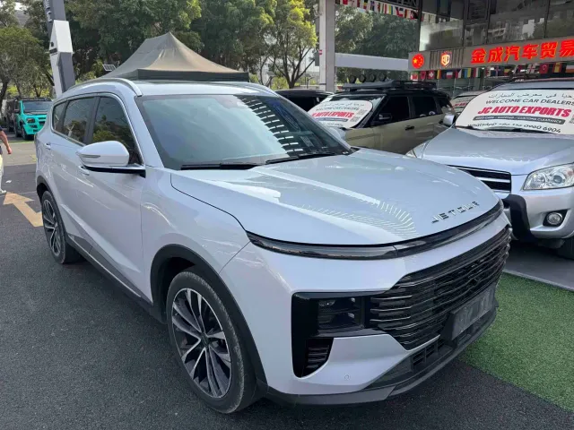 Jetour X70 Plus — Фото автомобиля 3