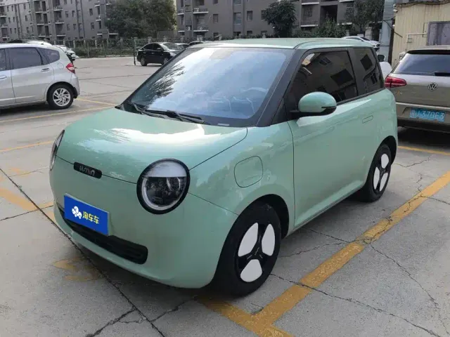 Фотография автомобиля — Changan Lumin