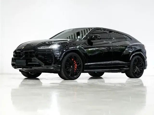 Фотография автомобиля — Lamborghini Urus