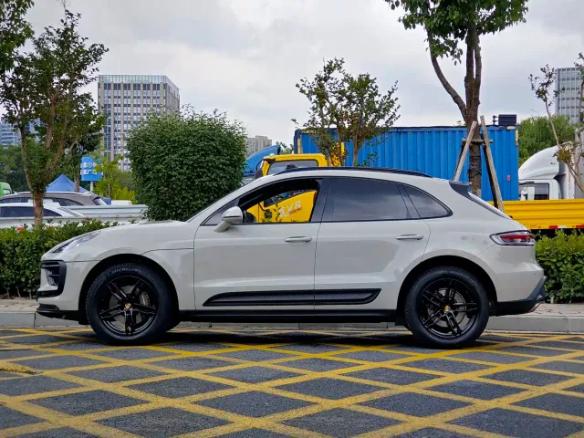 Porsche Macan — Фото автомобиля 5
