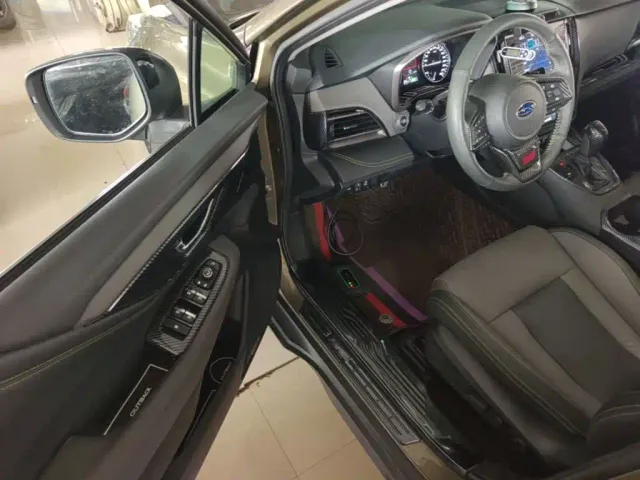 Subaru Outback — Фото автомобиля 15