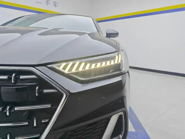 Audi A7L — Фото автомобиля 5