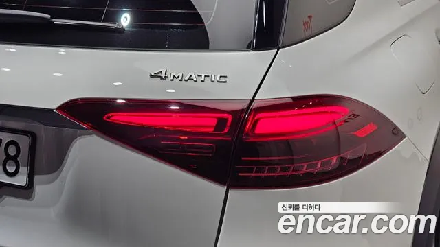 Mercedes-Benz GLE-Class — Фото автомобиля 21