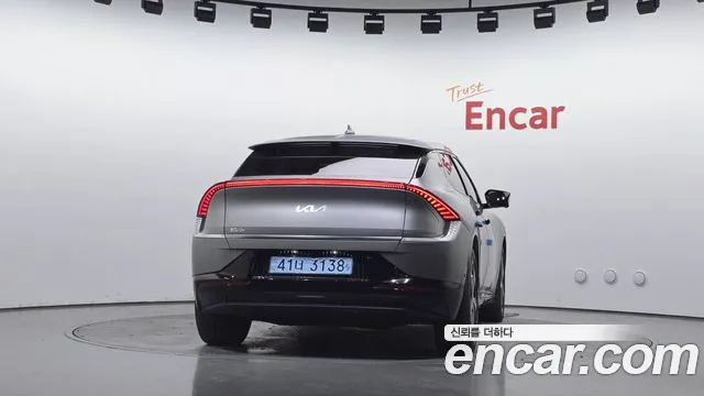 Kia EV6 — Фото автомобиля 4