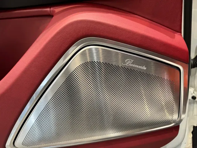 Porsche Cayenne — Фото автомобиля 11