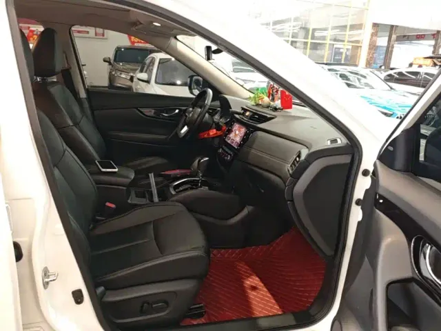 Nissan X-Trail — Фото автомобиля 24