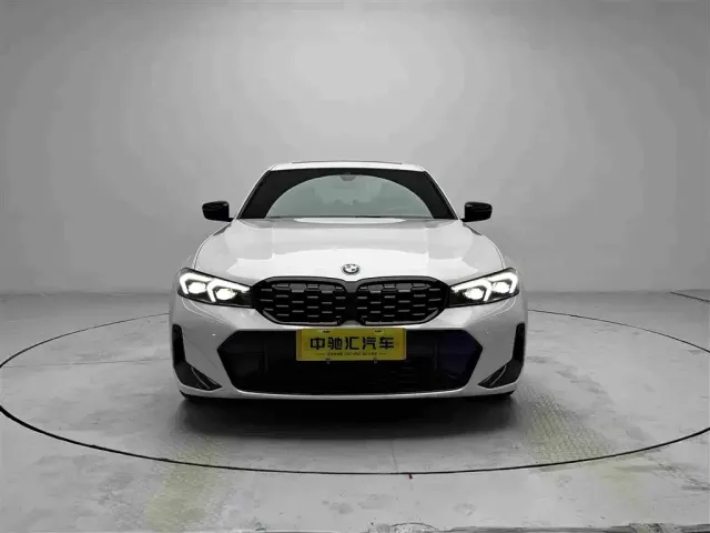 BMW 3 Series — Фото автомобиля 2