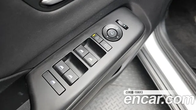 Hyundai Kona — Фото автомобиля 29