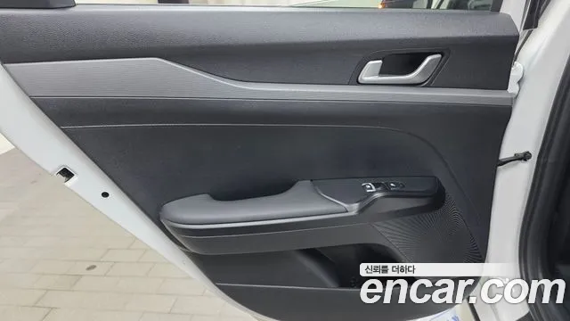 Kia K5 Новый K5 3 поколение 2.0 LPi(Для проката) — Фото автомобиля 25