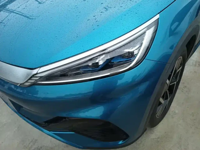 BYD Yuan PLUS — Фото автомобиля 23