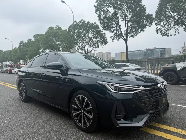Chery Arrizo 8 — Фото автомобиля 3