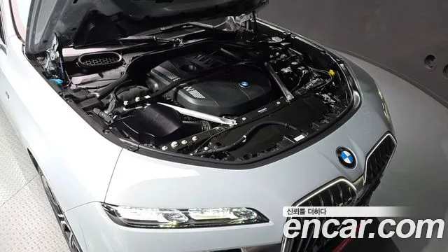 BMW 7 Series G70 — Фото автомобиля 6