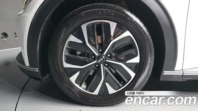 Kia EV6 — Фото автомобиля 5