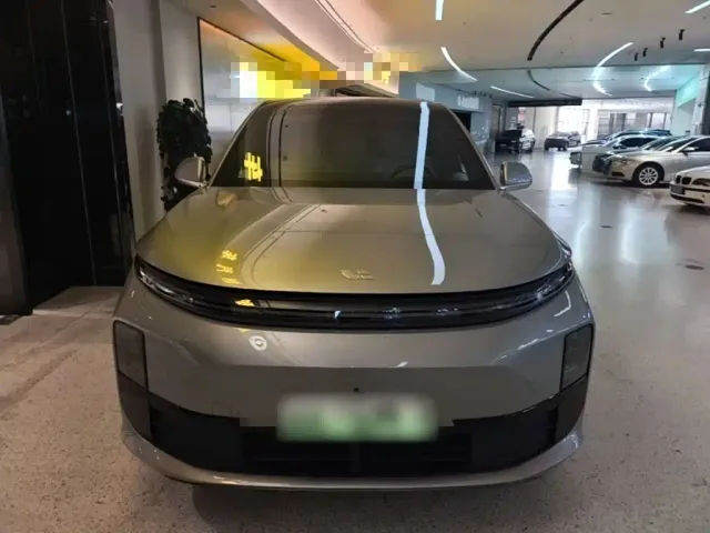 Li Auto Li Auto L6 2024 Pro — Фото автомобиля 2