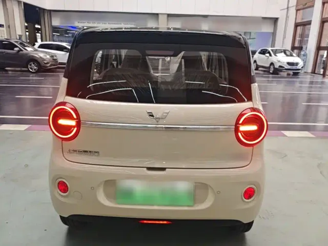 Wuling Hongguang Mini EV — Фото автомобиля 5
