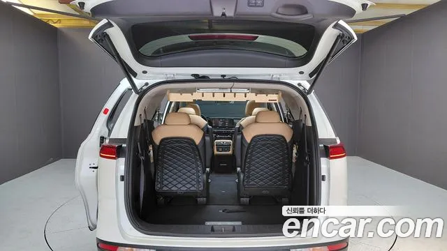 Kia Canival Carnival 4 поколение Бензин 9 мест Signature — Фото автомобиля 30