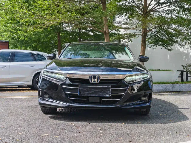 Honda Accord — Фото автомобиля 2