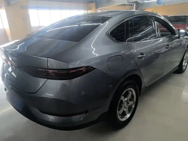 BYD Qin PLUS — Фото автомобиля 6