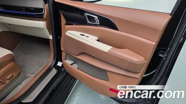 Kia Canival Новый Carnival 4 поколение Бензин 9 мест Hi-Limousine (Спецкузов) — Фото автомобиля 18