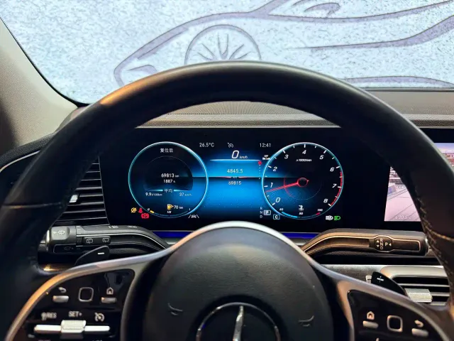 Mercedes-Benz GLE-Class — Фото автомобиля 10