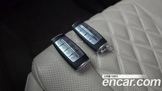 Genesis GV80 2.5T Бензин AWD — Фото автомобиля 30