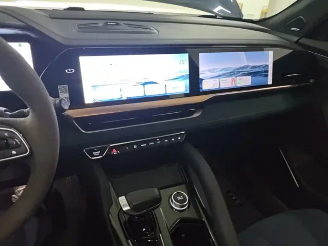 Geely Xingyue L — Фото автомобиля 12