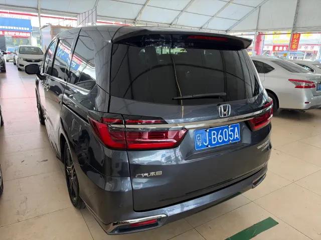 Honda Odyssey — Фото автомобиля 7