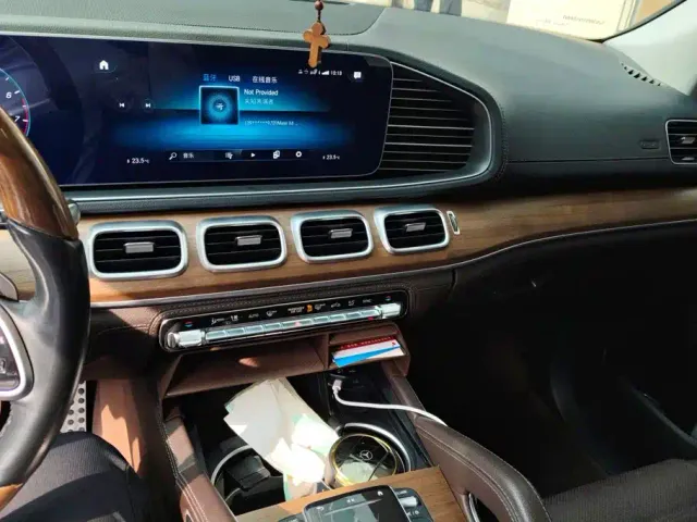 Mercedes-Benz GLS-Class — Фото автомобиля 13