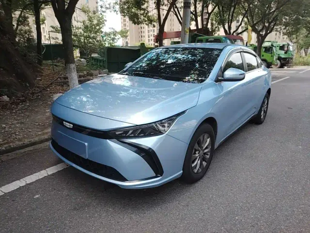 Фотография автомобиля — Geely Geometry G6