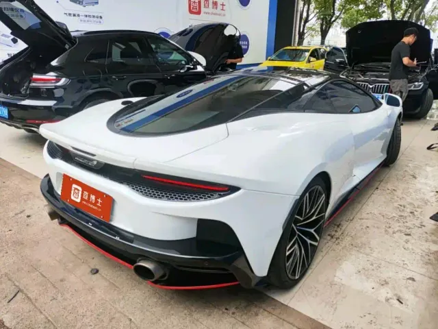 McLaren GT — Фото автомобиля 6