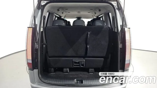 Hyundai Staria Staria Lounge 9 мест — Фото автомобиля 15