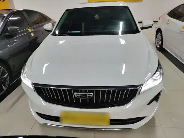Geely Emgrand — Фото автомобиля 2