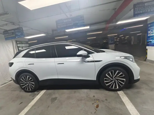 Volkswagen ID.4 X — Фото автомобиля 4