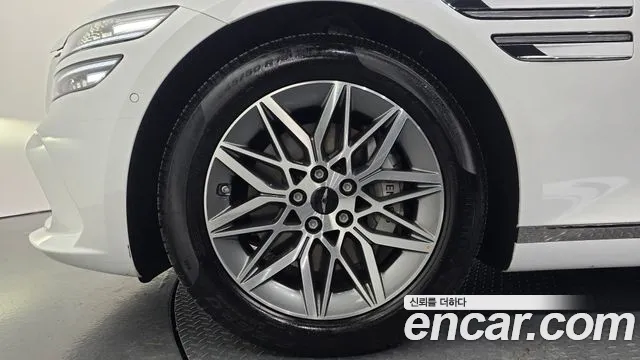 Genesis G80 RG3 — Фото автомобиля 5