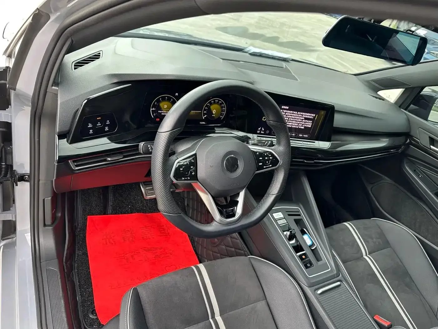 Volkswagen Golf 2021 280TSI DSG R-Line — Фото автомобиля 12