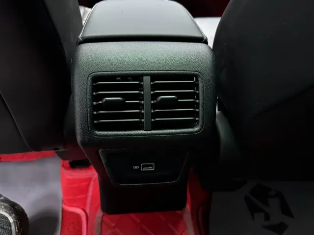Jetta VS7 — Фото автомобиля 19