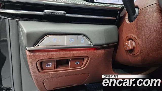 Genesis GV80 — Фото автомобиля 23