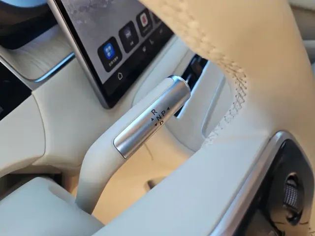 Shangjie SUV — Фото автомобиля 16