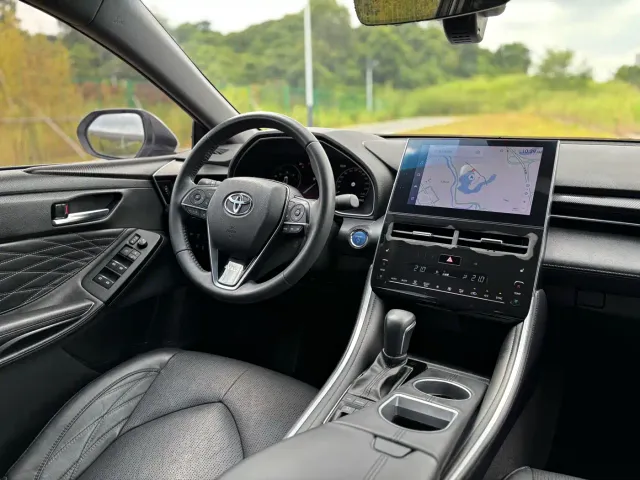 Toyota Avalon — Фото автомобиля 7