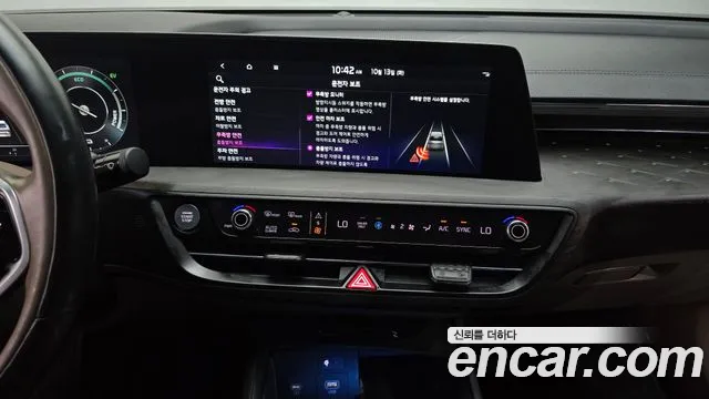 Kia K8 Hybrid — Фото автомобиля 20