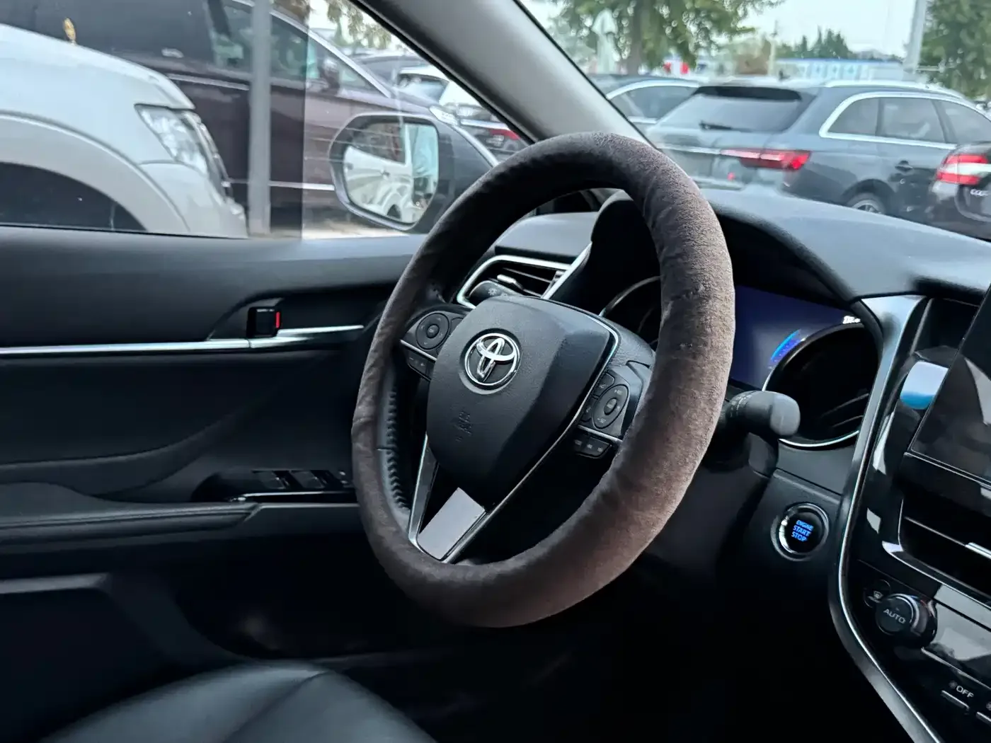 Toyota Camry 2021 2.0G Luxury Edition — Фото автомобиля 13