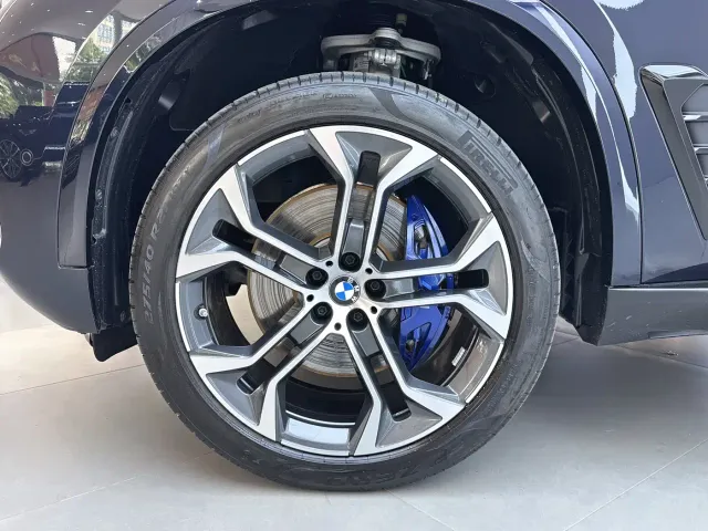 BMW X5 — Фото автомобиля 18