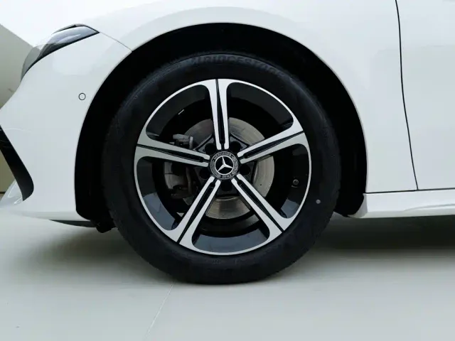 Mercedes-Benz A-Class — Фото автомобиля 12
