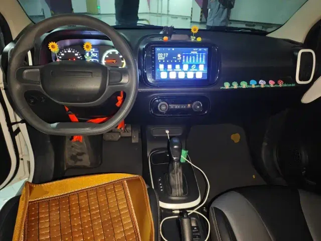 Roewe Clever — Фото автомобиля 5