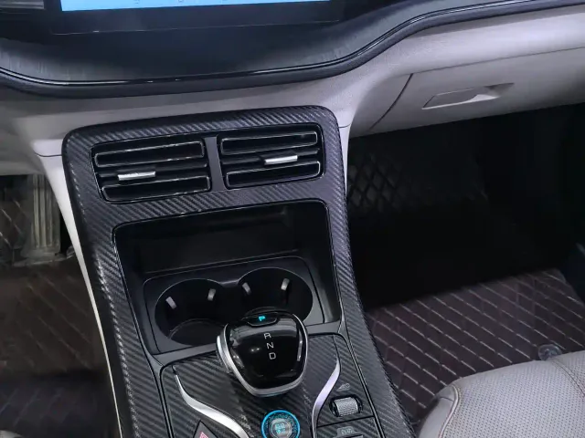 BYD Qin PLUS — Фото автомобиля 10